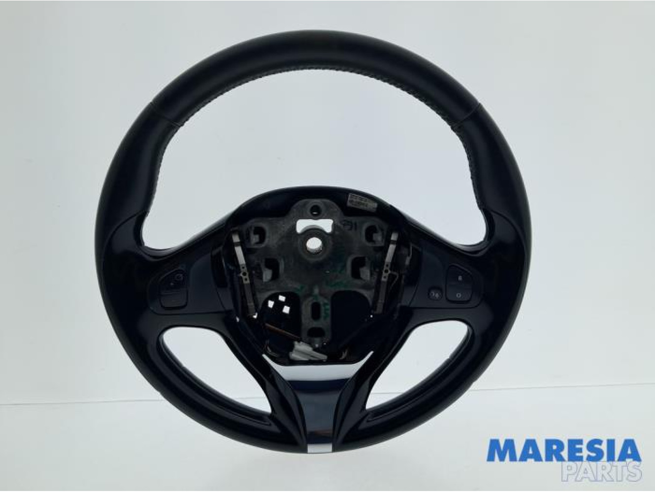 Renault - Captur - Steering wheel