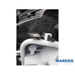 Renault - Captur - Taillight, left
