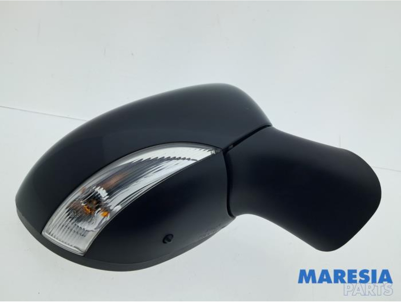 Renault - Captur - Wing mirror, right