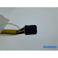 Renault - Captur - Wing mirror, right