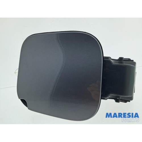Renault - Captur - Tank cap cover