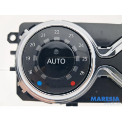 Renault - Captur - Heater control panel