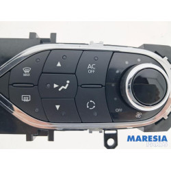 Renault - Captur - Heater control panel