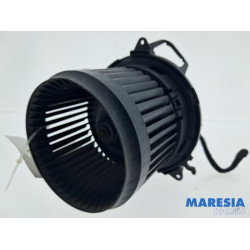 Renault - Captur - Heating and ventilation fan motor
