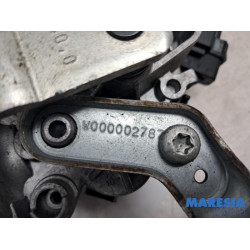 Citroen - DS3 - Front wiper motor