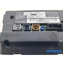 Renault - Captur - Navigation Display