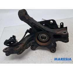 Renault - Captur - Knuckle, front right