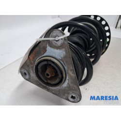 Renault - Captur - Front shock absorber rod, right
