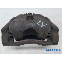 Renault - Captur - Front brake calliper, left
