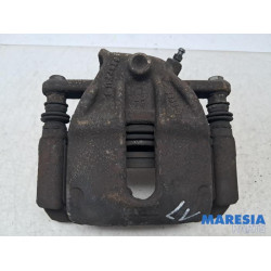 Renault - Captur - Front brake calliper, left