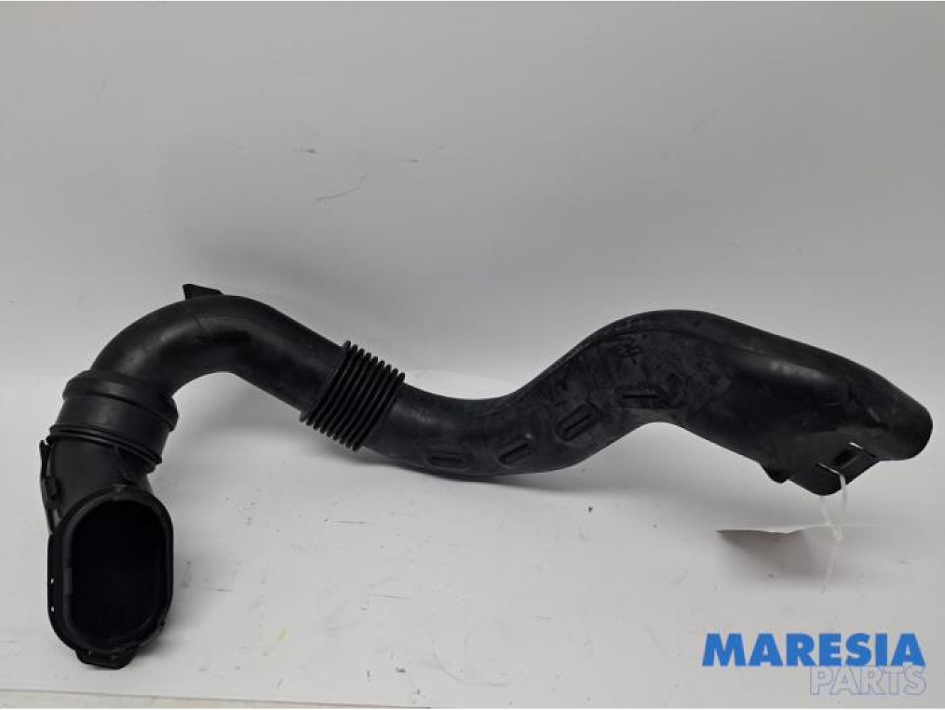 Renault - Captur - Air intake hose