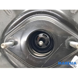 Renault - Captur - Brake servo