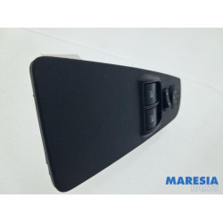 Fiat - Punto Grande - Multi-functional window switch