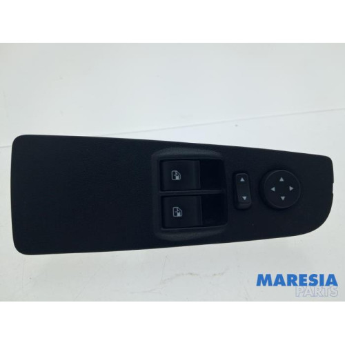 Fiat - Punto Grande - Multi-functional window switch