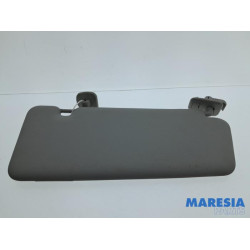 Renault - Captur - Sun visor