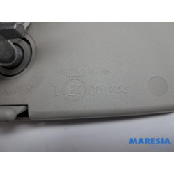 Renault - Captur - Rear view mirror