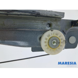 Renault - Captur - Window mechanism 4-door, front right