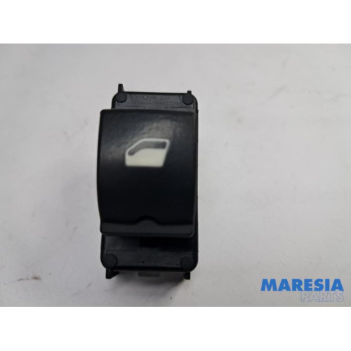 Peugeot - Partner - Electric window switch