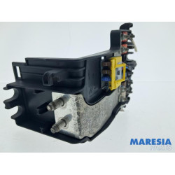 Peugeot - Partner - Fuse box