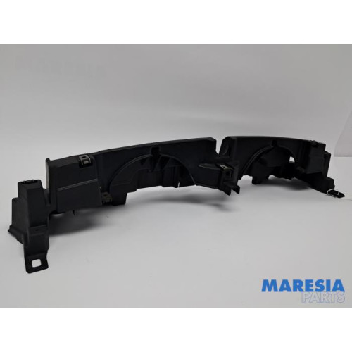 Fiat - Punto Grande - Front part support