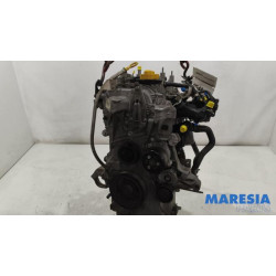 Renault - Clio - Engine