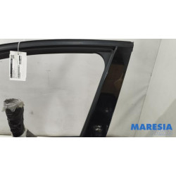 Renault - Clio - Door 4-door, front left