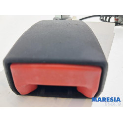 Fiat - 500 - Front seatbelt buckle, right