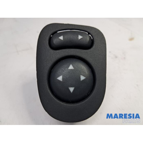 Fiat - 500 - Mirror switch