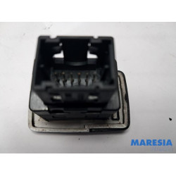 Fiat - 500 - AUX / USB-Anschluss