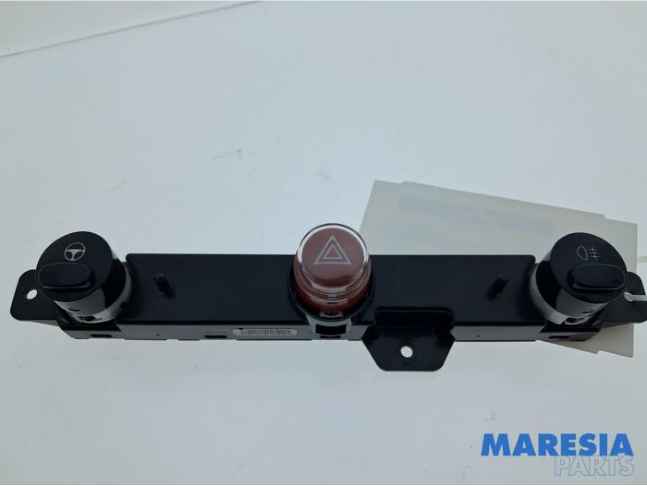 Fiat - 500 - Panic lighting switch