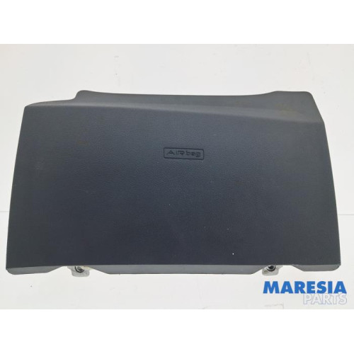 Fiat - 500 - Knee airbag, left