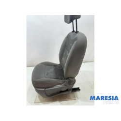 Renault - Kangoo - Stoel links