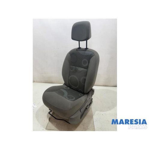 Renault - Kangoo - Stoel links