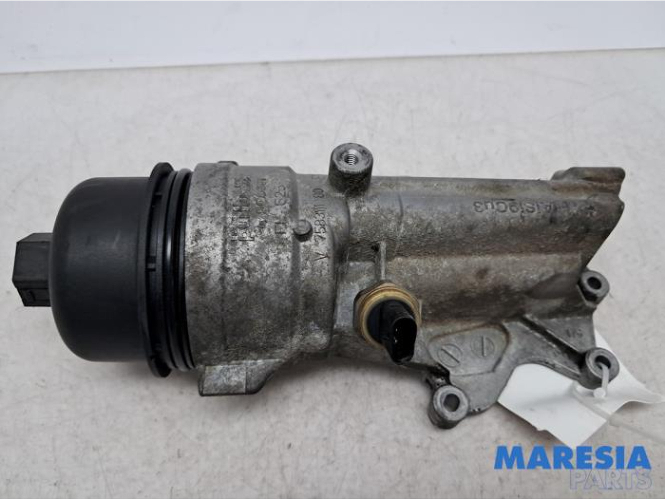 Peugeot - 208 - Oil filter holder