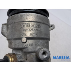 Peugeot - 208 - Oil filter holder