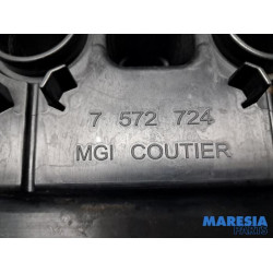Peugeot - 208 - Rocker cover