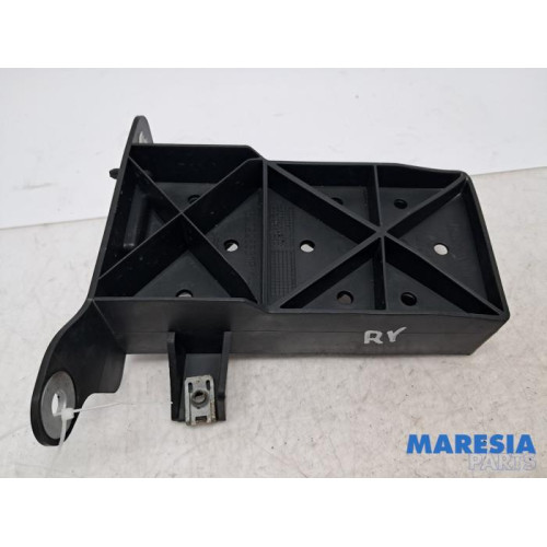 Renault - Twingo - Front bumper shock absorber