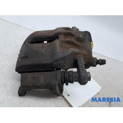 Renault - Zoe - Front brake calliper, left
