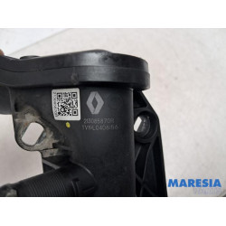 Renault - Trafic - Water pipe
