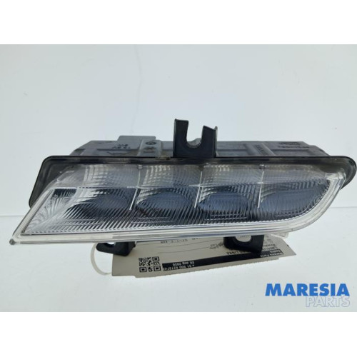 Renault - Clio - Daytime running light, left
