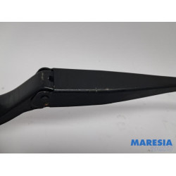 Renault - Zoe - Front wiper arm