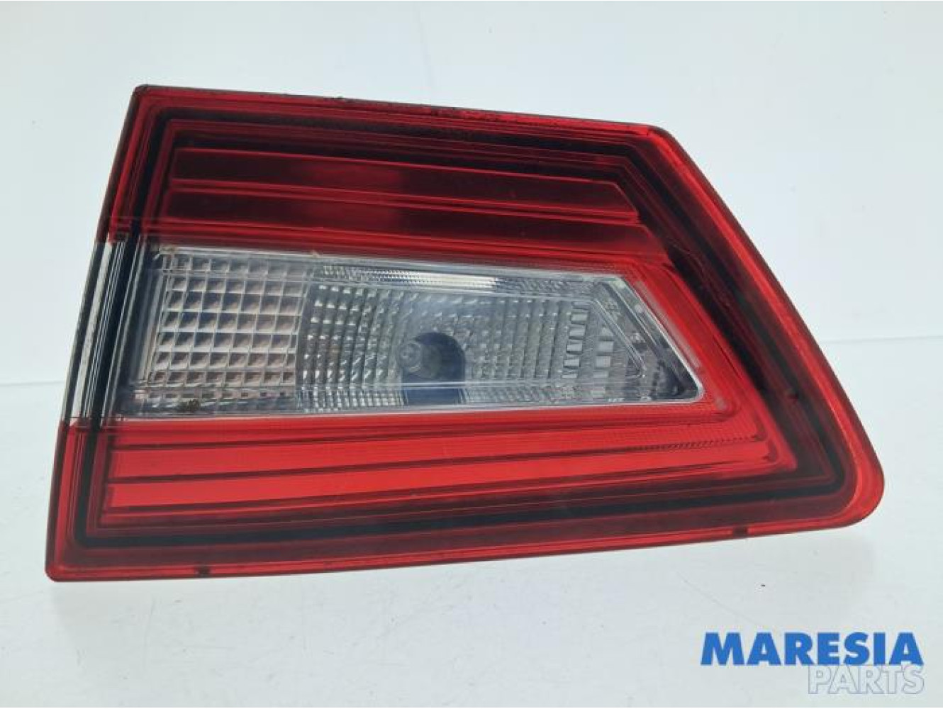 Renault - Clio - Taillight, right