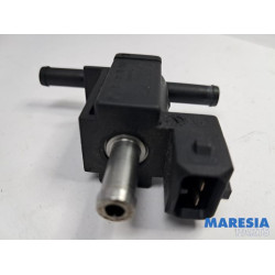 Renault - Clio - Turbo pressure regulator