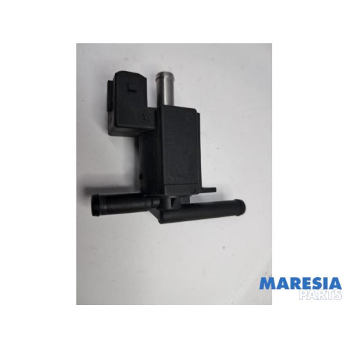 Renault - Clio - Turbo pressure regulator