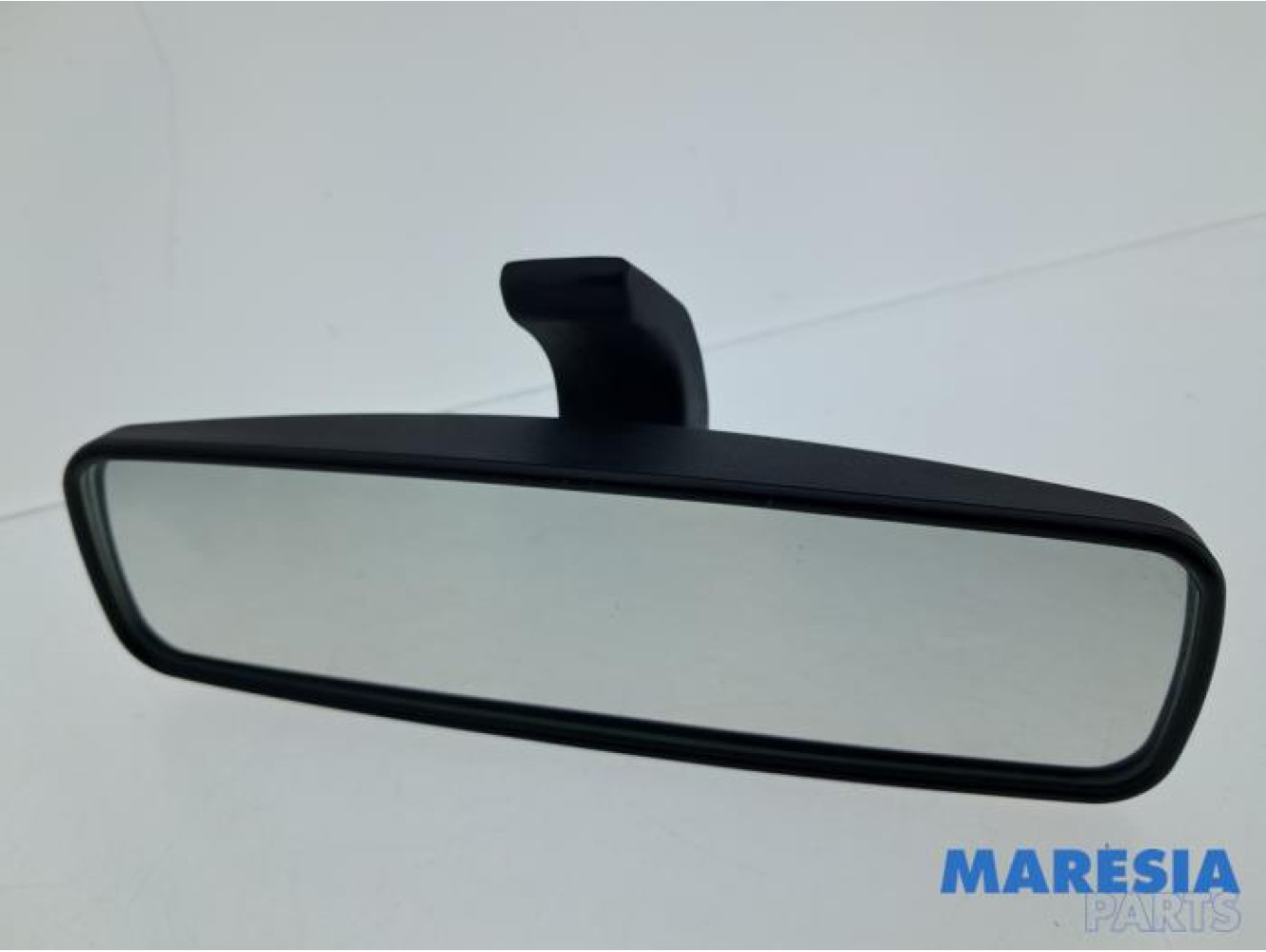 Renault - Clio - Rear view mirror