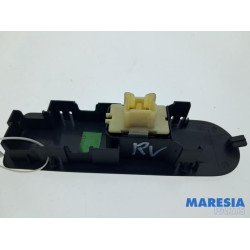 Renault - Clio - Electric window switch
