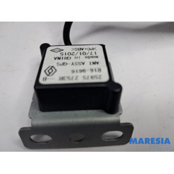 Renault - Clio - Antenne GPS