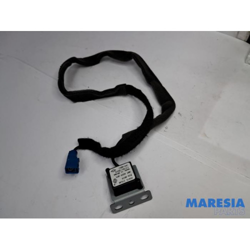 Renault - Clio - GPS Antenne