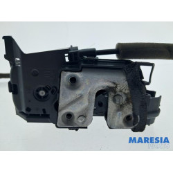Renault - Clio - Rear door mechanism 4-door, right