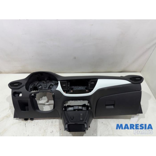 Opel - Crossland X - Airbag set + dashboard